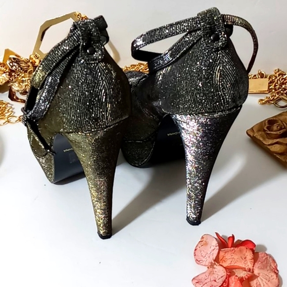 "OFFICE London" Shimmery Crisscross Strappy Round Toe Party Festive Heels - Picture 4 of 12